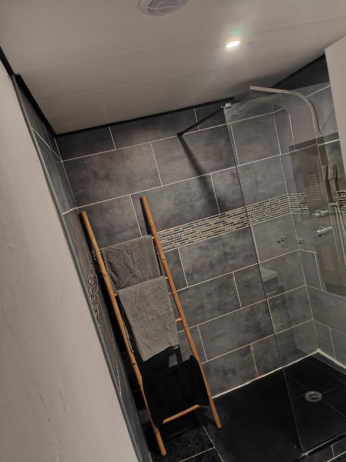 Апартаменти Logement Privatif Avec Jacuzzi Берґ Екстер'єр фото